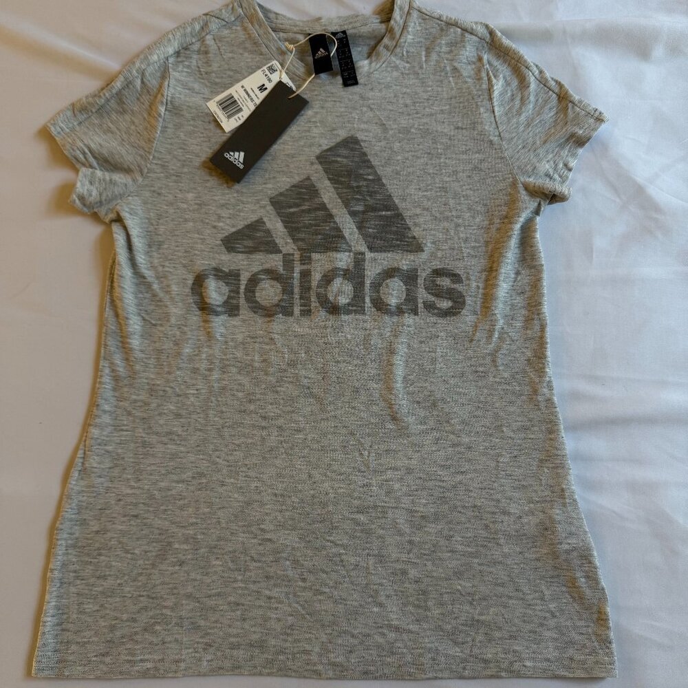 Adidas Women's Winners SS Crew Tee Medium FL4190 Gray Lightweight NEW WITH TAGS